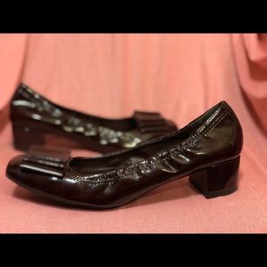 Franco Sarto Women’s Burgundy Size 8.5 Dress Shoe